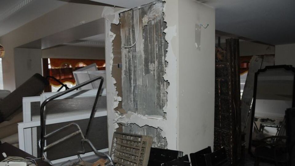 Büyük tartışmalara neden olan otel yıkılıyor!