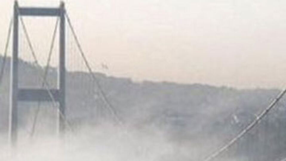 İstanbul Boğazı transit gemi geçişlerine kapatıldı