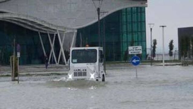 Hava trafiğine kapatıldı!