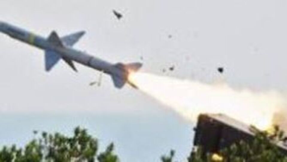 İran'dan lazer güdümlü silah