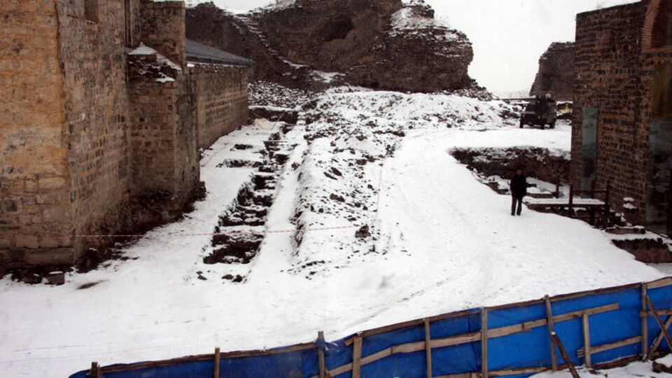 Diyarbakır'daki kazıda çıkan insan kemiği sayısı 26'ya ulaştı