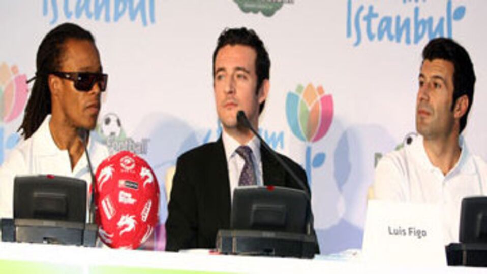 Figo ve Davids İstanbul'da! GALERİ