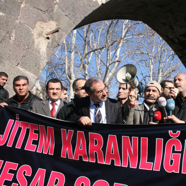 ''JİTEM'e hesap sorun''