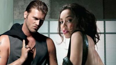 Kıvanç ile Azra ayrıldı