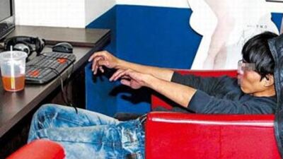 23 saat bilgisayar oyunu oynadı, öldü