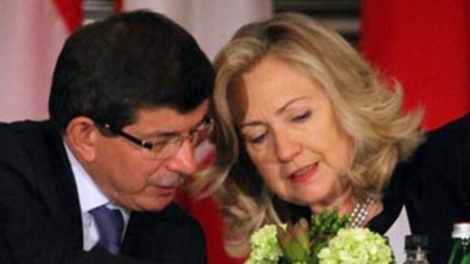 Davutoğlu'ndan one minute