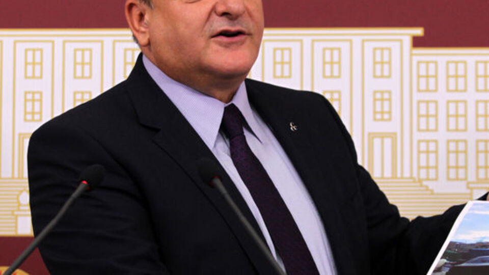 "Kürt meselesi siyasi bir meseledir"