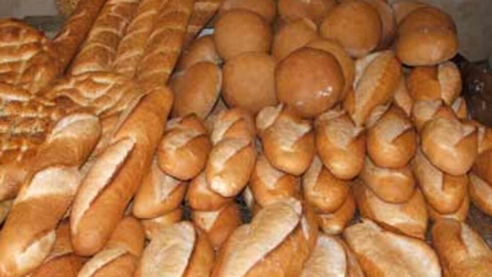 Poşetini yanında getirene indirimli ekmek