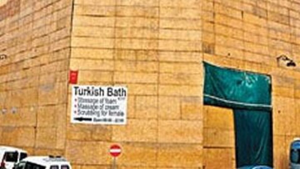 Bizans Sarayı yerle bir oldu!