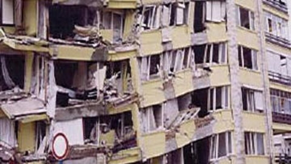 Filipinler'de 6,8 büyüklüğünde deprem