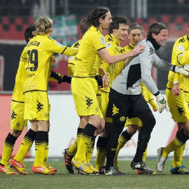 Dortmund farklı kazanır!