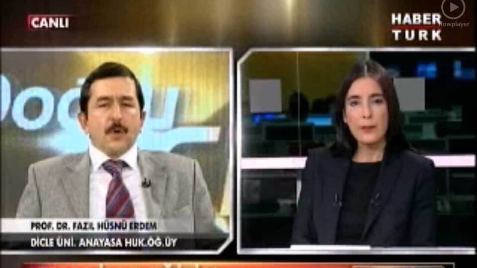 "Renksiz ve kokusuz bir anayasa gerekli!"