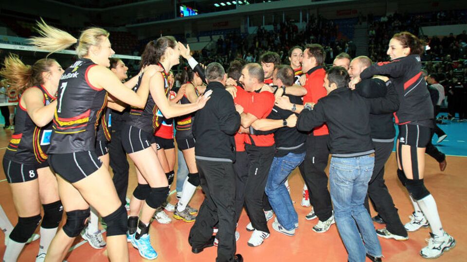 Vakıfbank turladı!