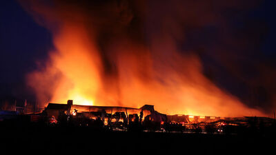 Denizli'de korkutan yangın! VİDEO