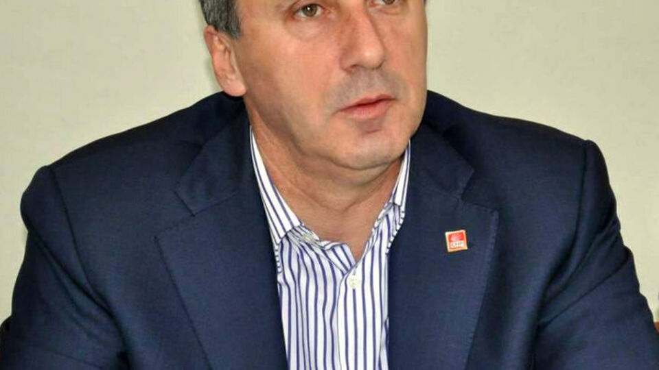 ''Galiba Başbakan Muhteşem Yüzyıl'ı izliyor''