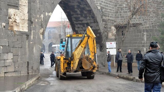 Diyarbakır'da 5 kafatası daha!