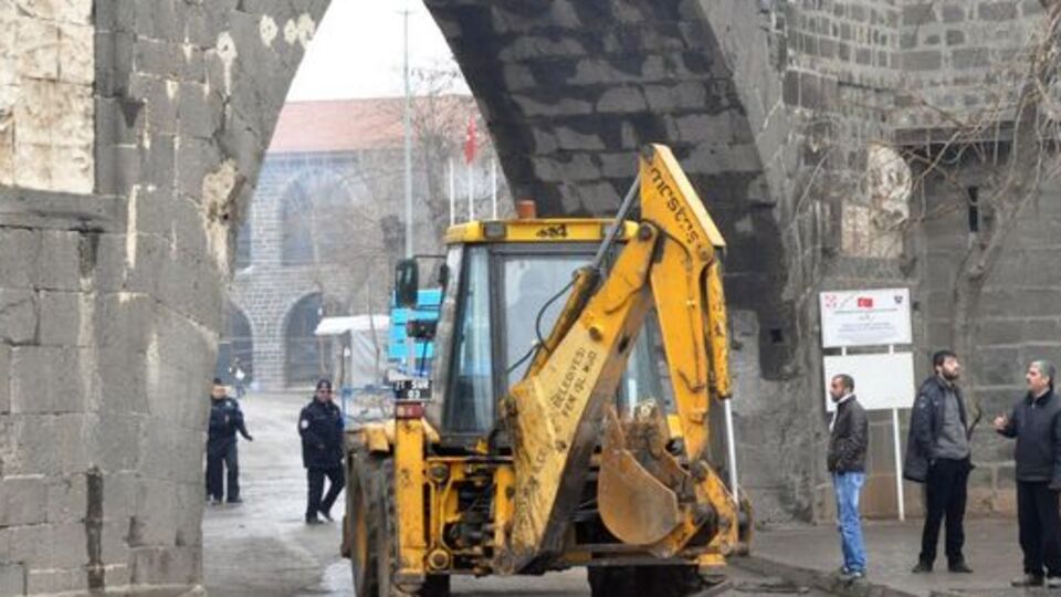 Diyarbakır'da 5 kafatası daha!