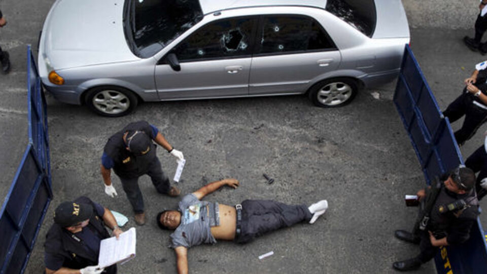 Brezilya'da polis isyanda!