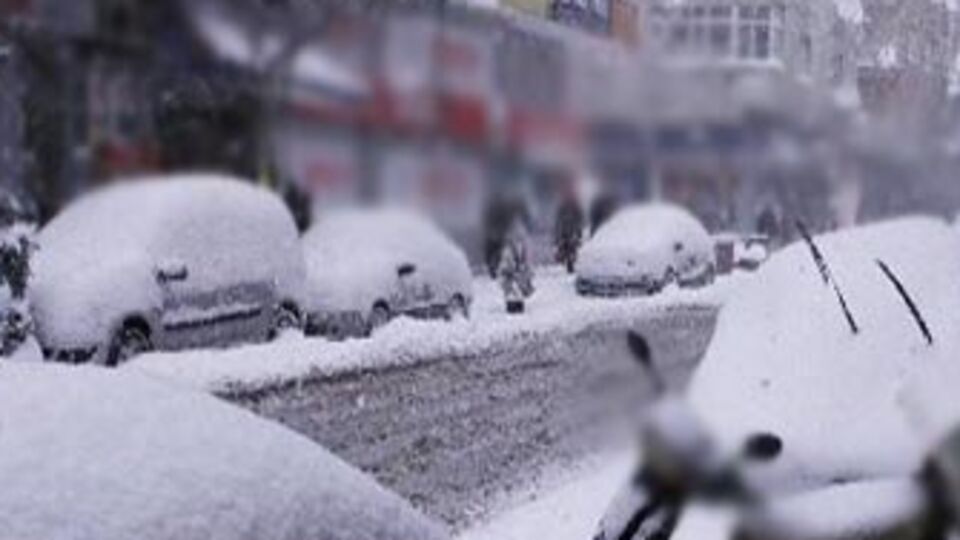 İstanbul'da etkili kar yağışı!