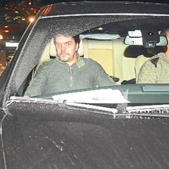 Beyaz çok kızdı