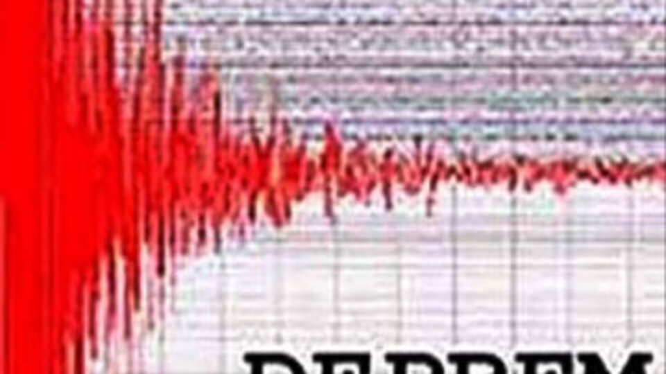 Van'da deprem!