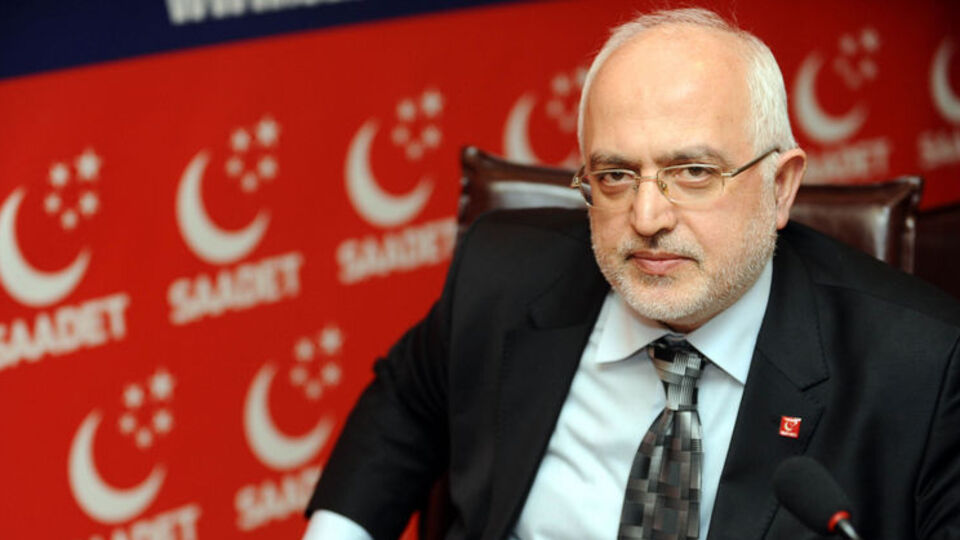 Saadet Partisi "pembe metrobüs" istedi