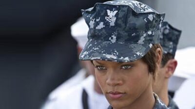 O şimdi asker GALERİ