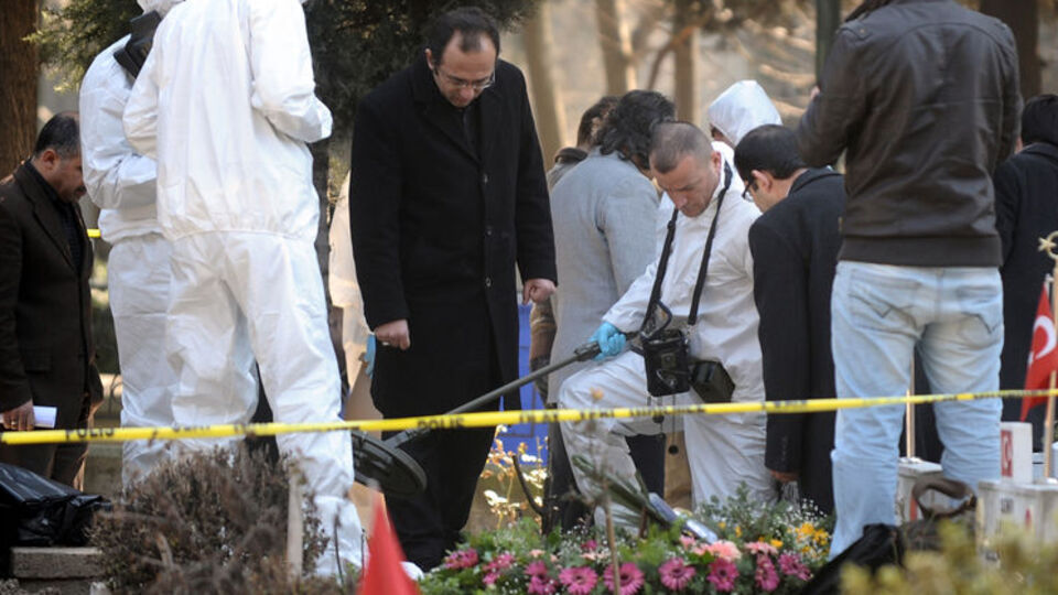 'Albay Rıdvan Özden'in alnında kurşun deliği yoktu'