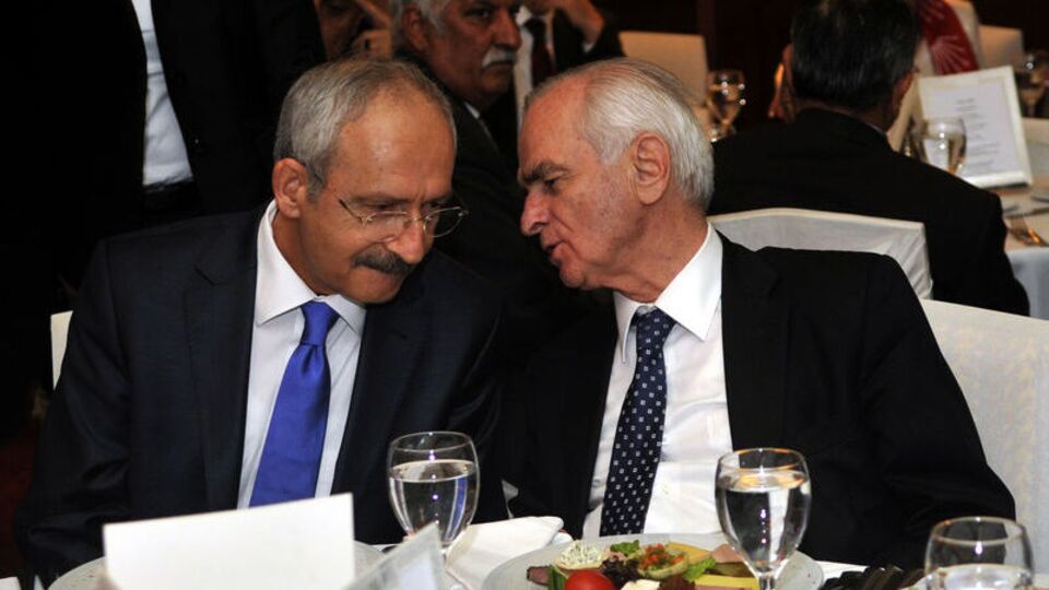 CHP'de kılıçlar çekildi