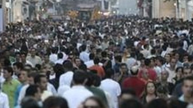 "1 milyon kişi için mezar kazalım"