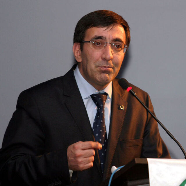 "Türkiye bir yanlıştan dönüyor"