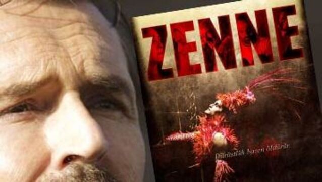 Rupert Everett Zenne'yi sundu GALERİ-VİDEO