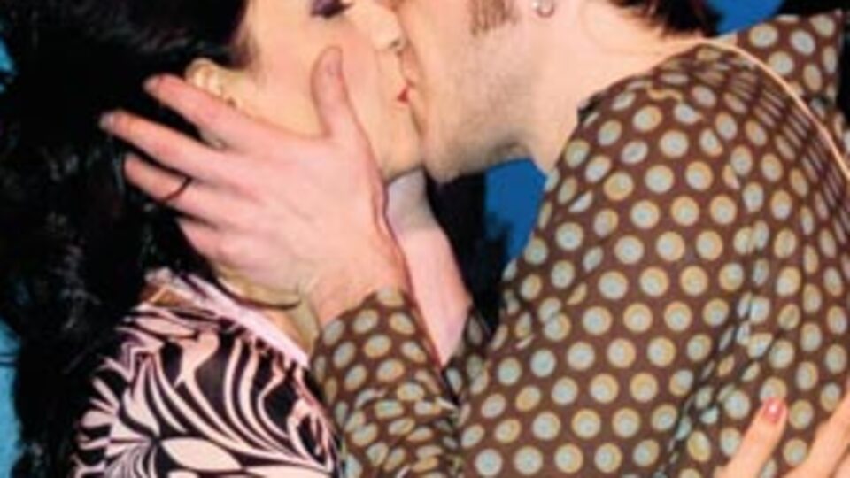 Bizim Şarkımız'a büyük alkış!