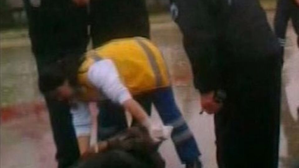 Eski kayınpederini bıçaklayarak öldürdü