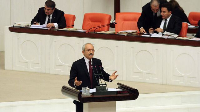 Fezlekesi Meclis'te