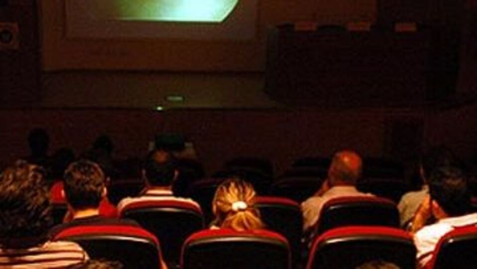4 liraya sinema keyfi