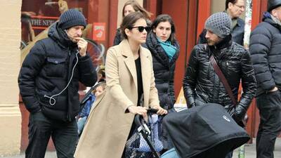 9 aylık bebeğiyle yürüyüşte