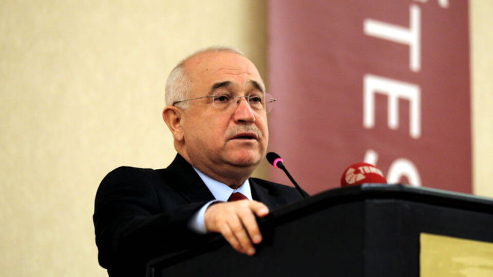 "Sanmayın ki bir şeyler yapmıyorum..."