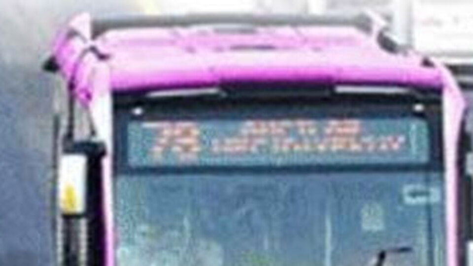 Kadir Topbaş'tan pembe metrobüs açıklaması!