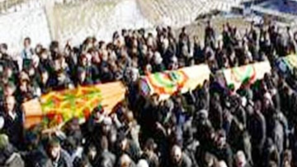 O komutan emekliye ayrıldı iddiası