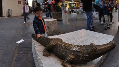 Kadıköy'de timsah polemiği