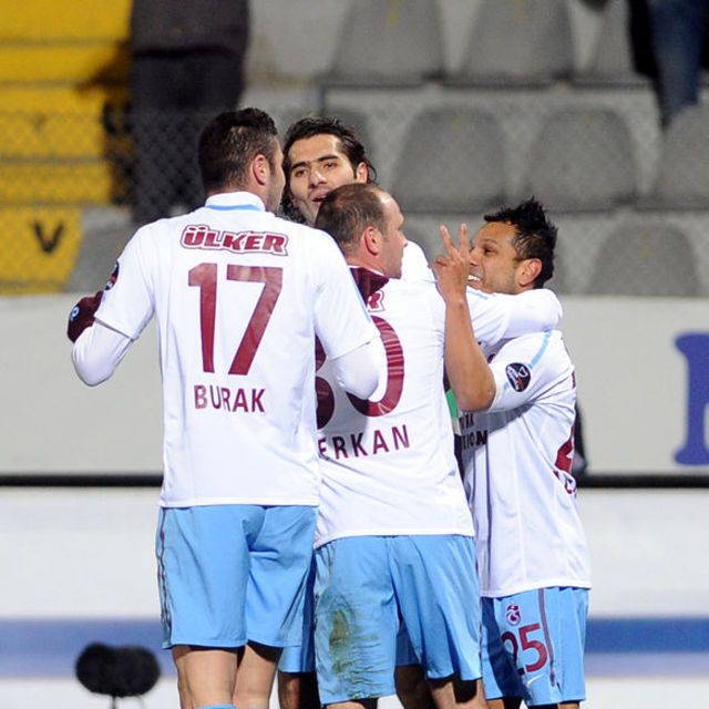 Zenit evinde de en az 2 fark atar