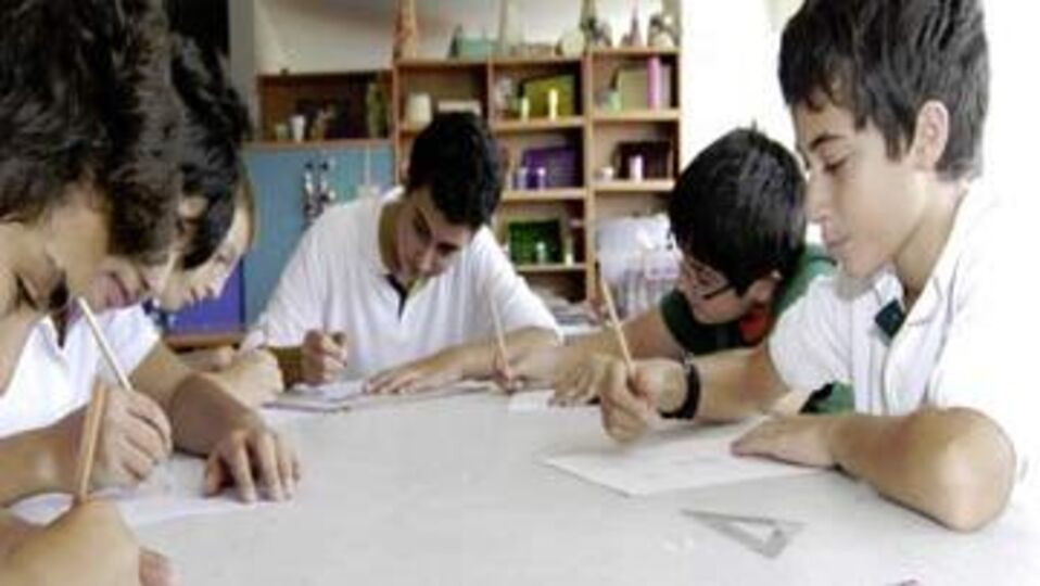 Özel okuldaki çocuklar üvey evlat mı?