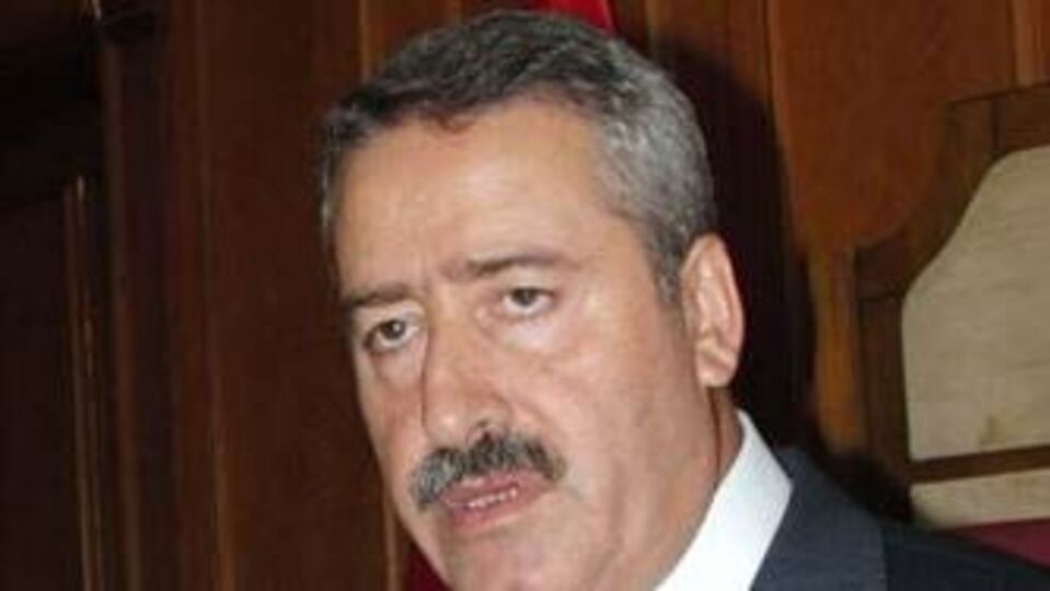 Davanın düğümünü CD çözecek