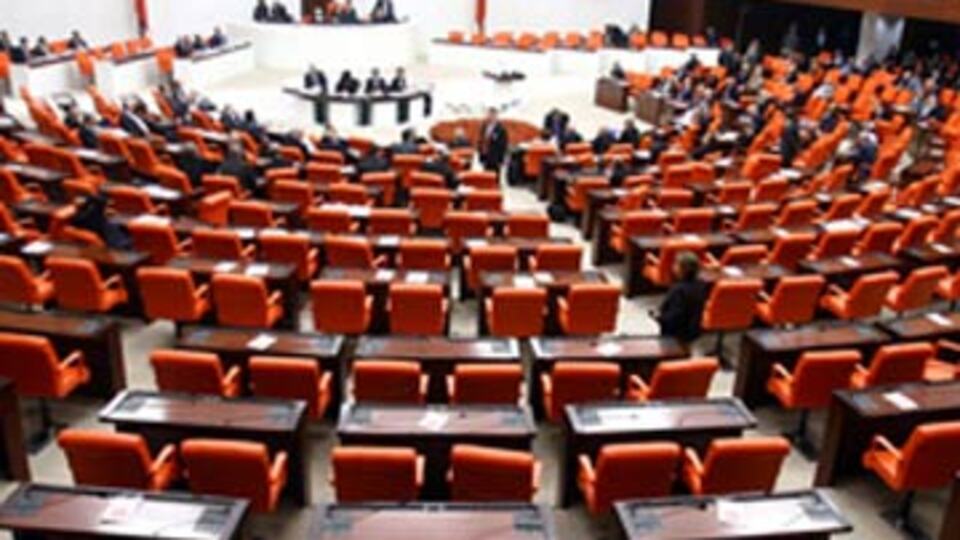 CHP'den Anayasa Mahkemesi'ne başvuru