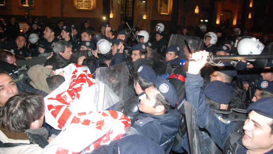 Kesintili eğitim grevine kesintisiz müdahale
