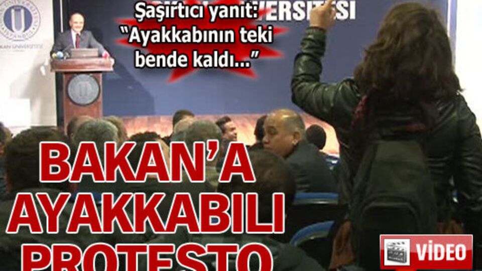 Bakan'a ayakkabılı protesto