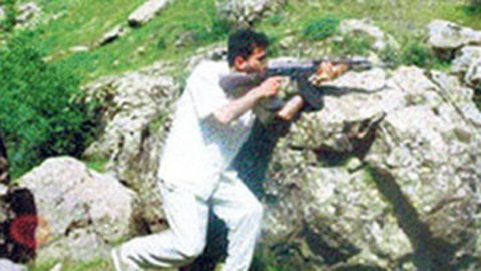 Kalaşnikoflu avukattan çarpıcı itiraflar