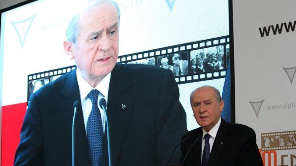 "Devrimciler karar vermeli ve oyuna gelmemeli"