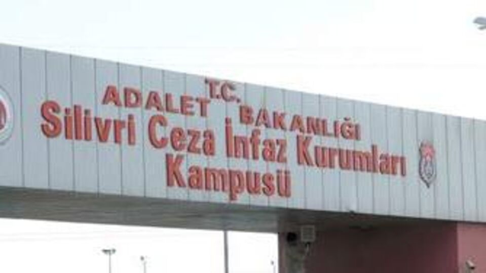 İkinci 'Ergenekon' davasına sanatçı akını VİDEO